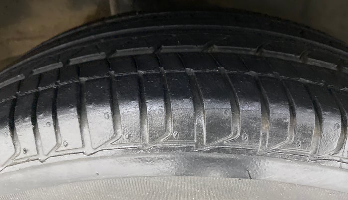 2018 Honda Amaze 1.5L I-DTEC VX, Diesel, Manual, 72,847 km, Right Rear Tyre Tread