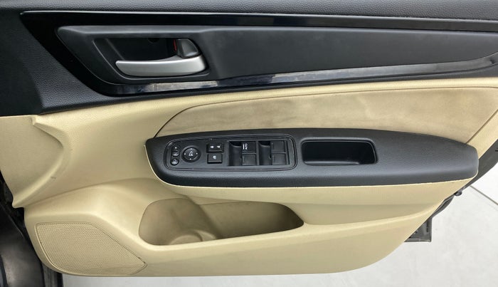 2018 Honda Amaze 1.5L I-DTEC VX, Diesel, Manual, 72,847 km, Driver Side Door Panels Control