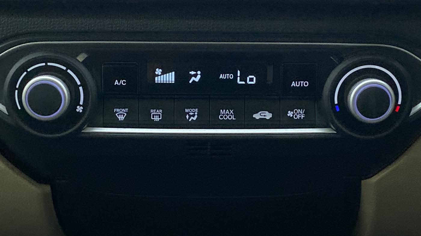 2018 Honda Amaze 1.5L I-DTEC VX, Diesel, Manual, 72,847 km, Automatic Climate Control