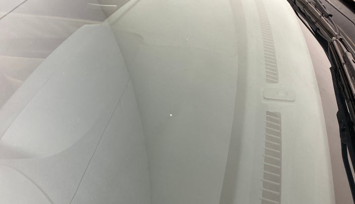 2018 Honda Amaze 1.5L I-DTEC VX, Diesel, Manual, 72,847 km, Front windshield - Minor spot on windshield