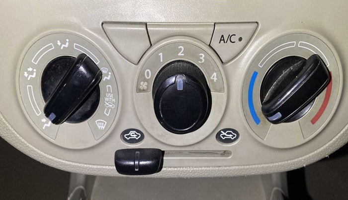 2017 Maruti Alto K10 VXI (O) AMT, Petrol, Automatic, 43,117 km, AC Unit - Directional switch has minor damage