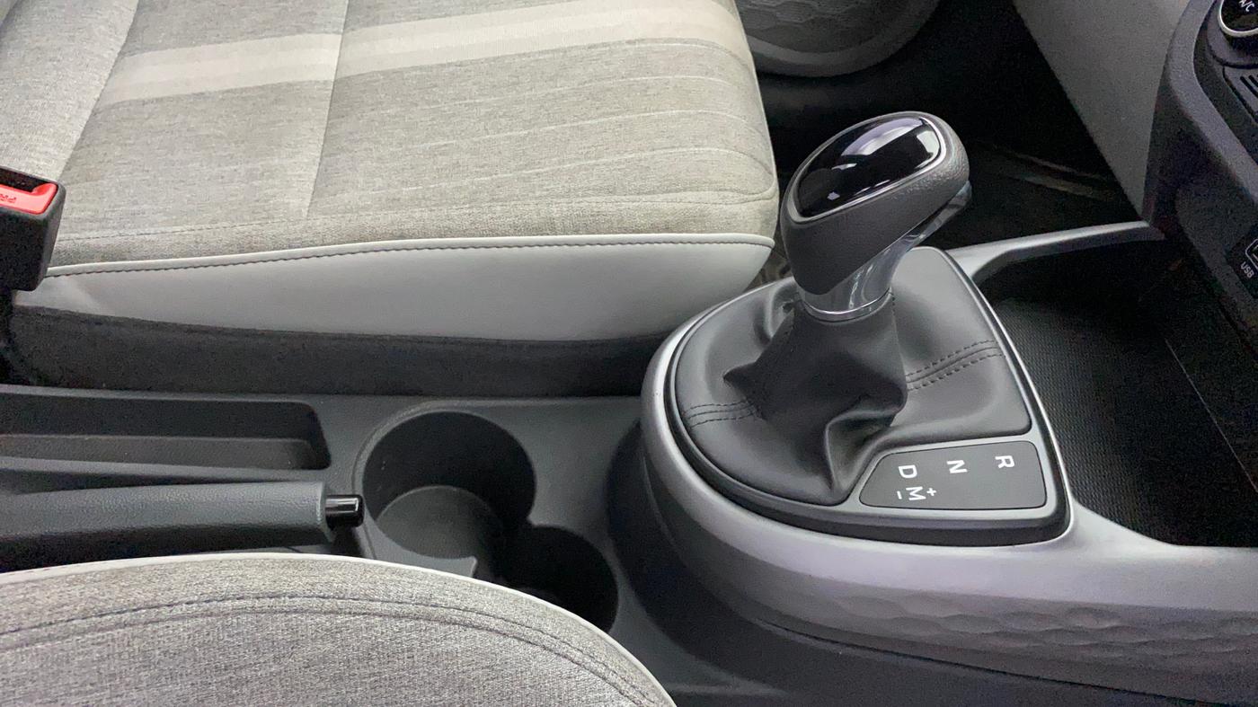 2021 Hyundai GRAND I10 NIOS SPORTZ AMT 1.2 KAPPA VTVT, Petrol, Automatic, 10,787 km, Gear Lever