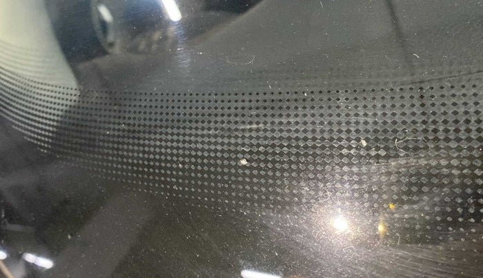 2019 Maruti Alto LXI, Petrol, Manual, 49,111 km, Front windshield - Minor spot on windshield