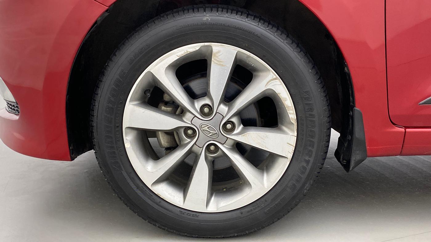 2014 Hyundai Elite i20 ASTA 1.2, Petrol, Manual, 40,400 km, Left Front Wheel