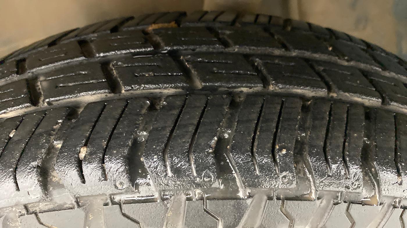 2012 Maruti Alto LXI, Petrol, Manual, 14,915 km, Left Front Tyre Tread