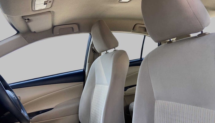 2020 Toyota YARIS J MT, Petrol, Manual, 16,633 km, Right Side Front Door Cabin