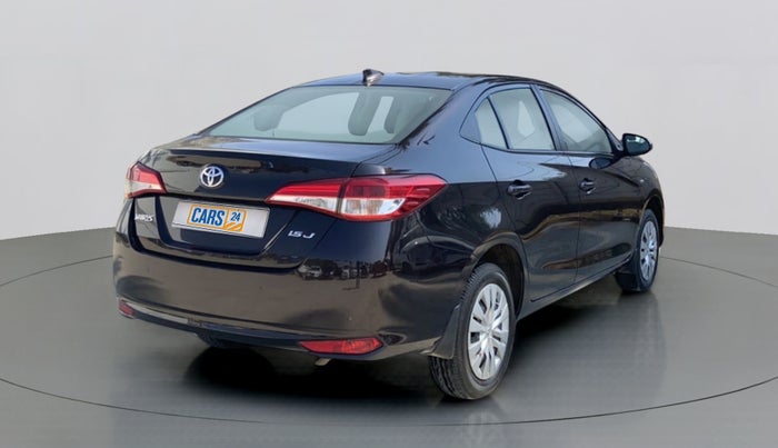 2020 Toyota YARIS J MT, Petrol, Manual, 16,633 km, Right Back Diagonal