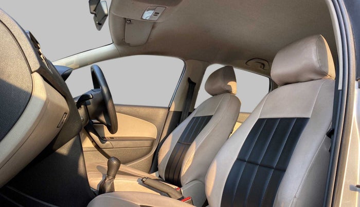 2014 Volkswagen Polo COMFORTLINE 1.2L PETROL, Petrol, Manual, 83,695 km, Right Side Front Door Cabin