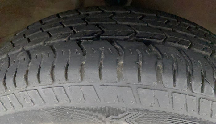 2017 Maruti Alto K10 VXI, Petrol, Manual, 22,120 km, Right Front Tyre Tread