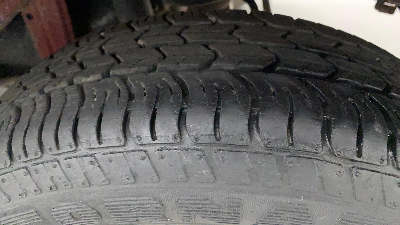 2017 Maruti Alto K10 VXI, Petrol, Manual, 22,120 km, Left Rear Tyre Tread