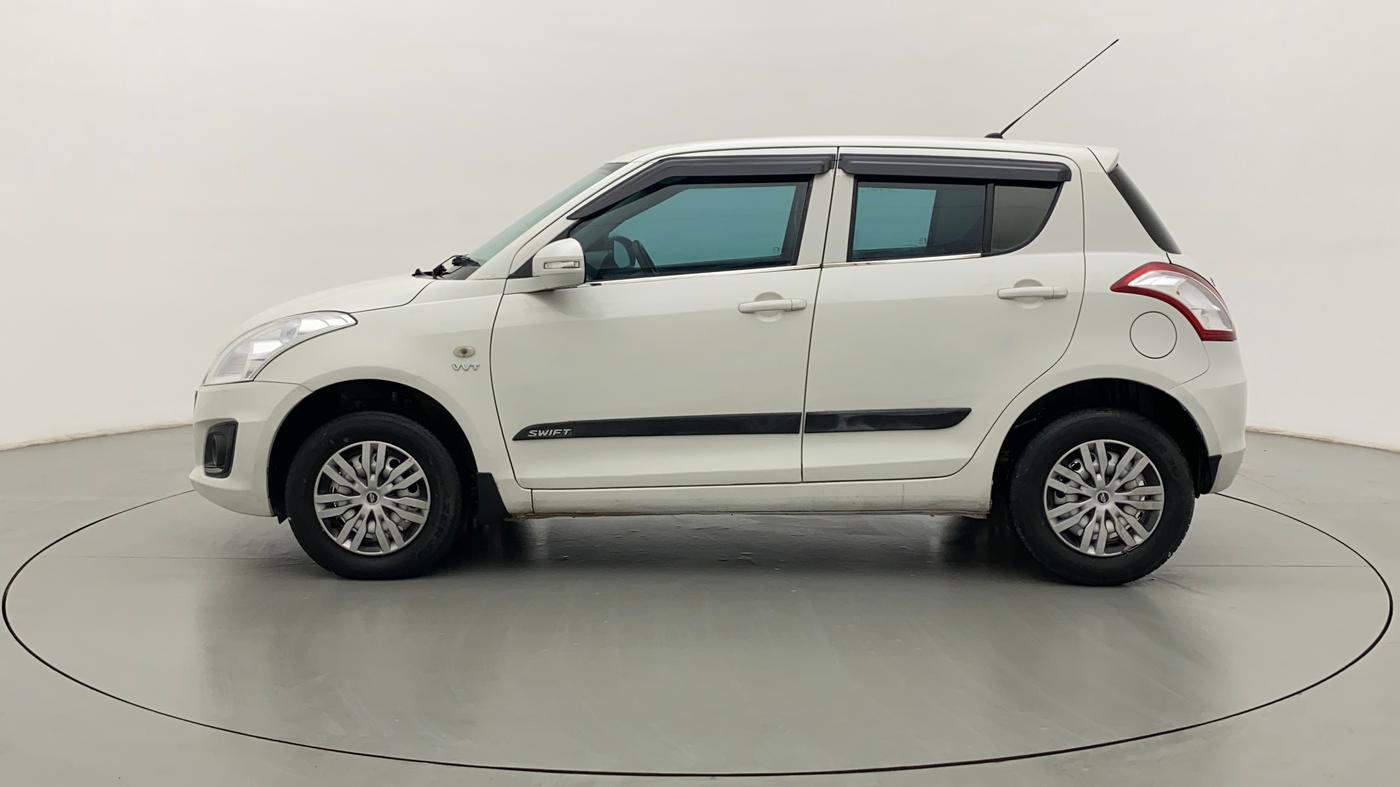 2015 Maruti Swift LXI (O), Petrol, Manual, 25,084 km, Left Side