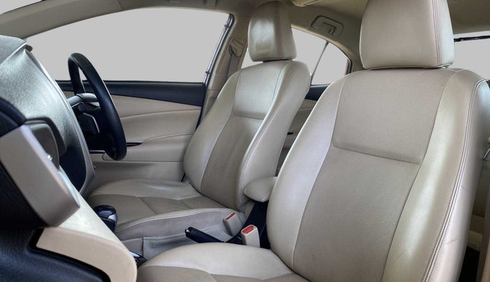 2018 Toyota YARIS VX CVT, Petrol, Automatic, 18,832 km, Right Side Front Door Cabin