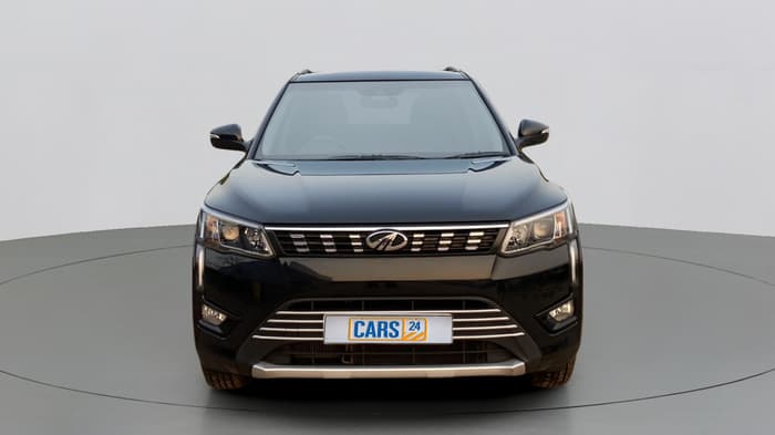 2022 Mahindra XUV300 W8 1.2 PETROL, Petrol, Manual, 5,525 km, Front