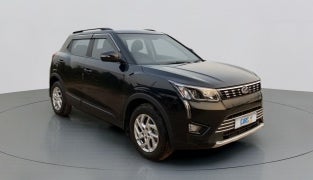 2022 Mahindra XUV300 W8 1.2 PETROL, Petrol, Manual, 5,525 km, SRP