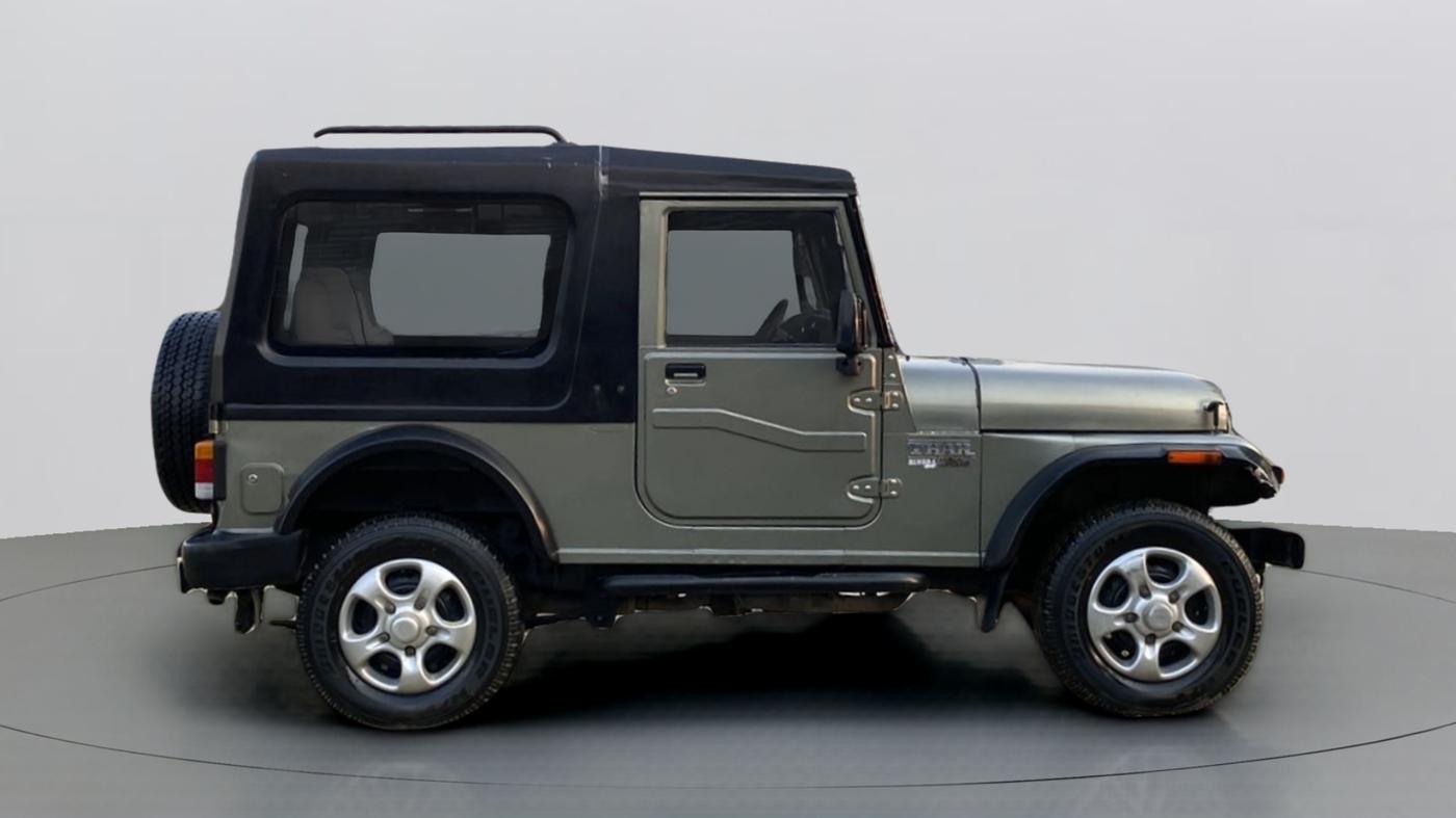 2015 Mahindra Thar CRDE 4X4 BS IV, Diesel, Manual, 45,312 km, Right Side View