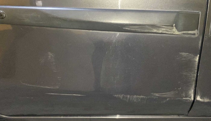 2020 Maruti Alto VXI, Petrol, Manual, 24,335 km, Right rear door - Minor scratches