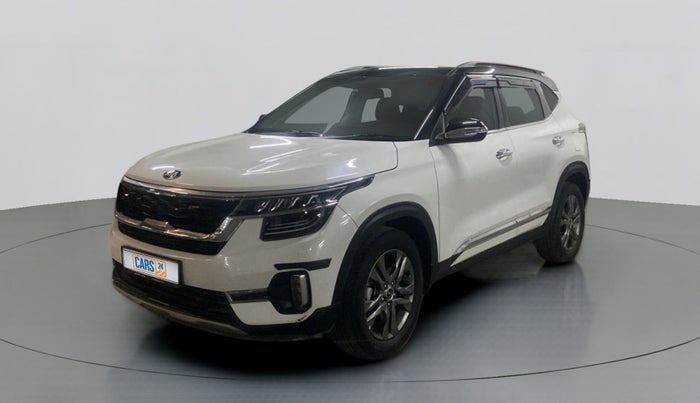 2020 KIA SELTOS HTX 1.5 PETROL MT, Petrol, Manual, 24,339 km, Left Front Diagonal