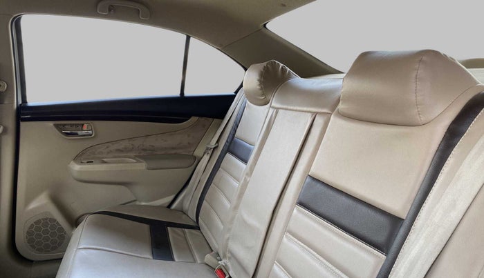 2016 Maruti Ciaz VXI+AT, Petrol, Automatic, 58,604 km, Right Side Rear Door Cabin