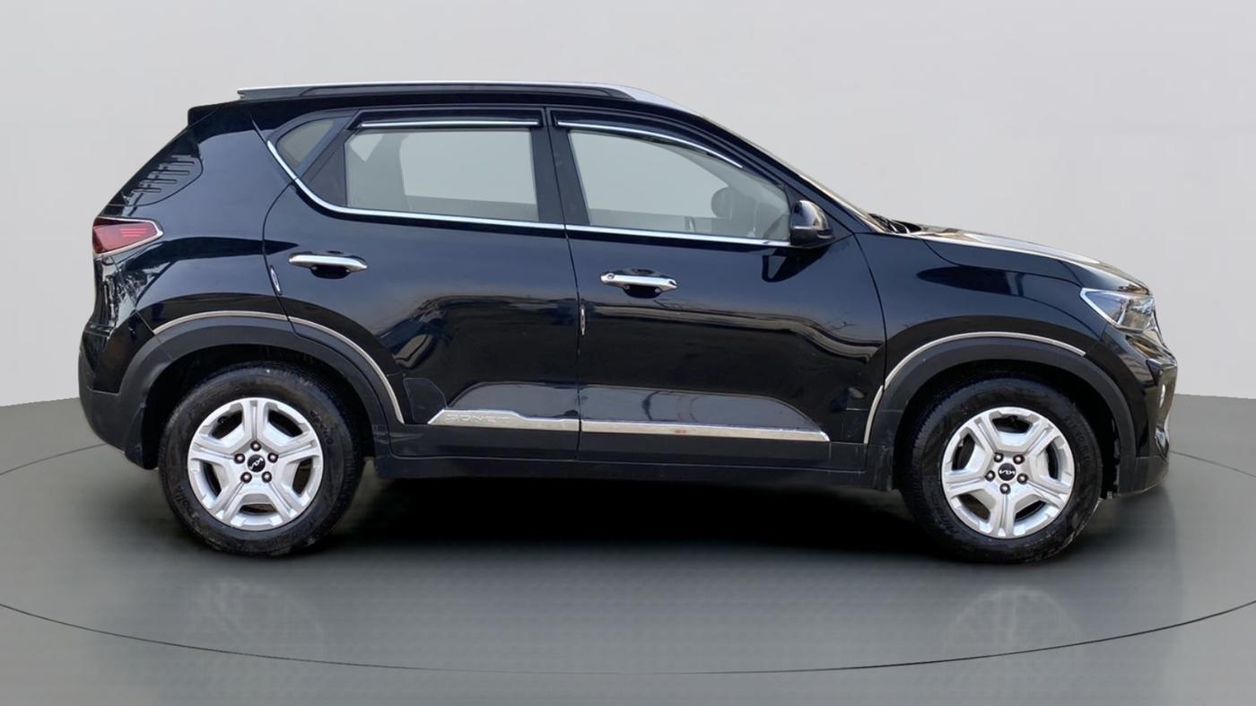 2022 KIA SONET HTK PLUS, Petrol, Manual, 15,971 km, Right Side View