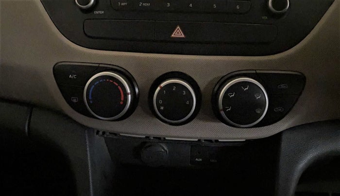 2014 Hyundai Grand i10 ASTA 1.2 KAPPA VTVT, Petrol, Manual, 59,982 km, AC Unit - Minor issue in the heater switch