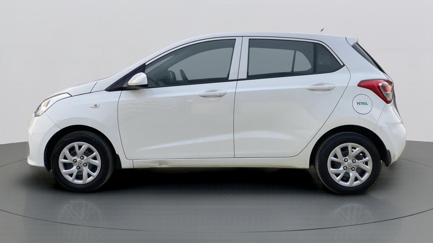2017 Hyundai Grand i10 MAGNA 1.2 KAPPA VTVT, Petrol, Manual, 31,987 km, Left Side
