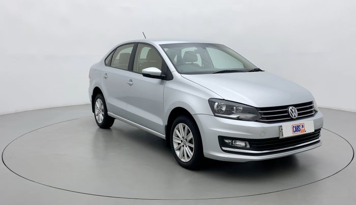 2016 Volkswagen Vento HIGHLINE 1.2 TSI AT, Petrol, Automatic, 52,969 km, Right Front Diagonal