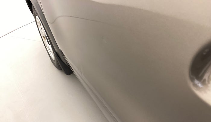 2018 Renault Kwid RXT 1.0 EASY-R AT OPTION, Petrol, Automatic, 28,769 km, Front passenger door - Slightly dented