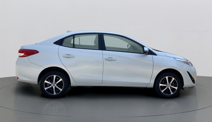 2021 Toyota YARIS G CVT, Petrol, Automatic, 33,568 km, Right Side View