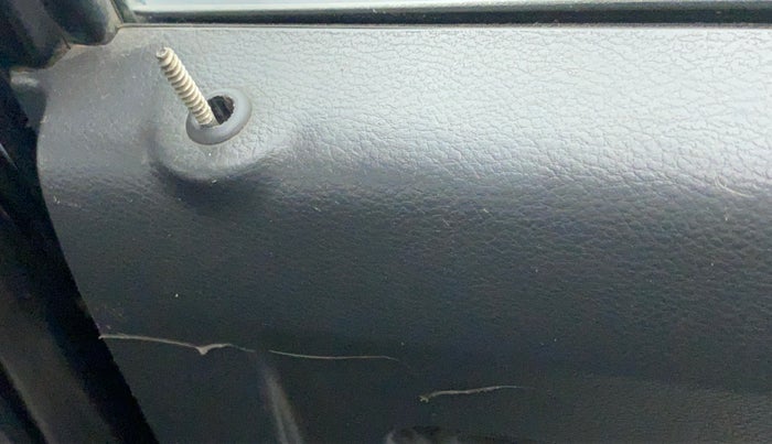 2017 Maruti Alto K10 LXI CNG (AIRBAG), CNG, Manual, 71,483 km, Lock system - Door lock knob has minor damage