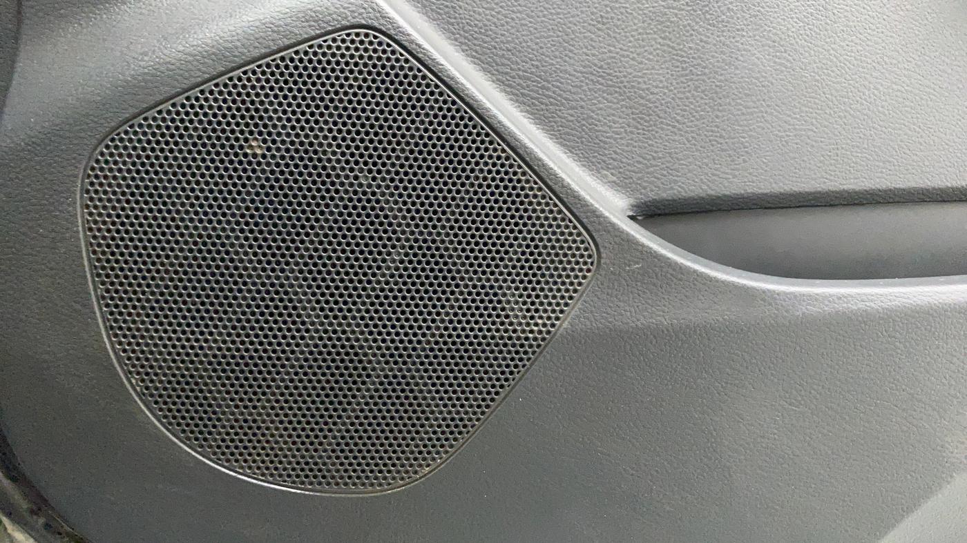 2017 Maruti Alto K10 LXI CNG (AIRBAG), CNG, Manual, 71,483 km, Speaker