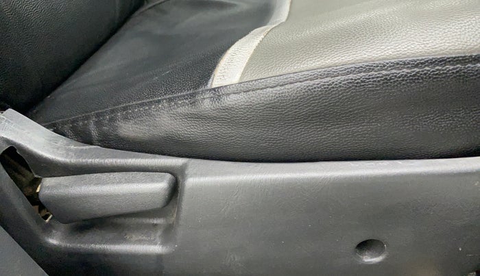 2017 Maruti Alto K10 LXI CNG (AIRBAG), CNG, Manual, 71,483 km, Driver Side Adjustment Panel