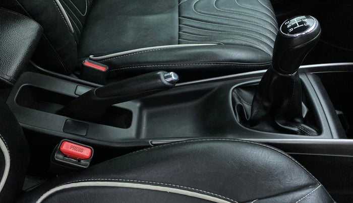 2019 Toyota Glanza V, Petrol, Manual, 48,527 km, Gear Lever