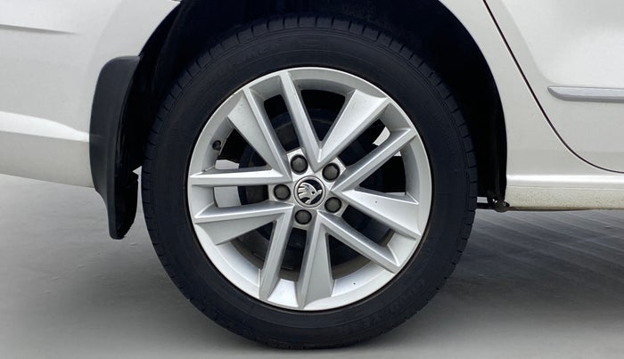 2020 Skoda Rapid STYLE 1.0 AT, Petrol, Automatic, 12,121 km, Right Rear Wheel