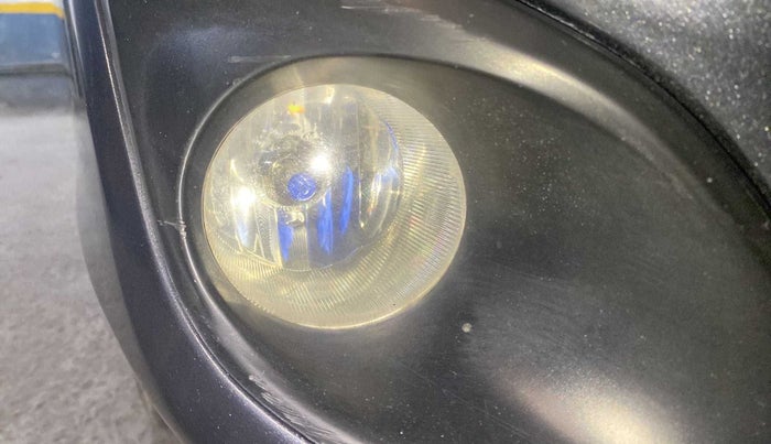 2019 Toyota YARIS J MT, Petrol, Manual, 30,784 km, Right fog light - Not working