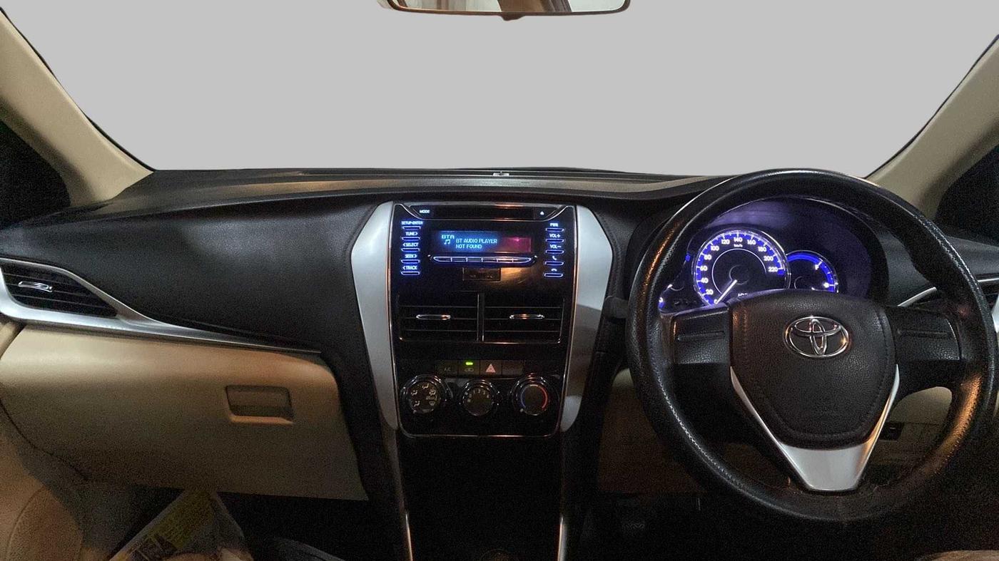 2019 Toyota YARIS J MT, Petrol, Manual, 30,784 km, Dashboard