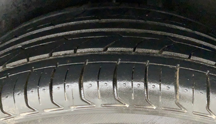 2019 Volkswagen Polo GT TSI 1.2 PETROL AT, Petrol, Automatic, 65,070 km, Left Rear Tyre Tread