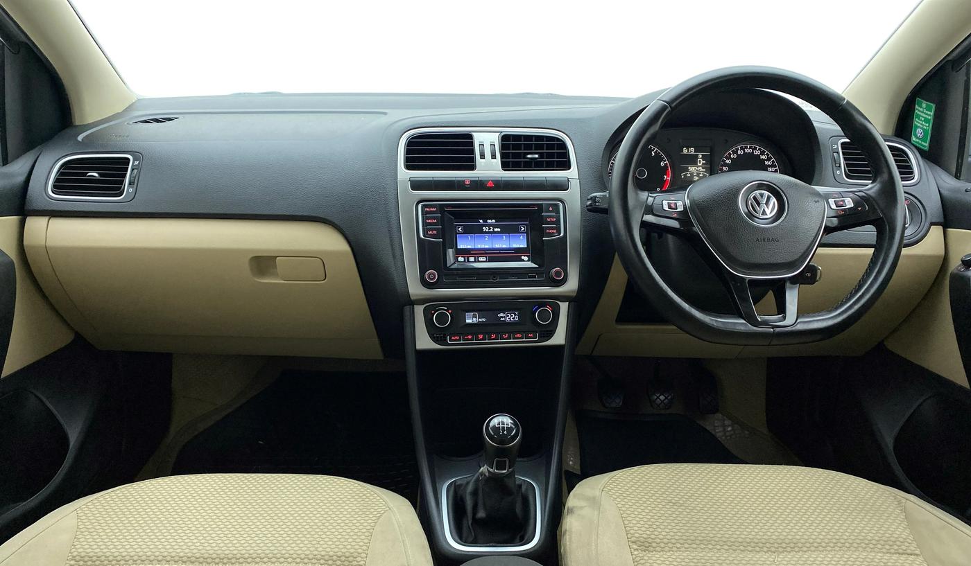 2016 Volkswagen Ameo HIGHLINE 1.2, Petrol, Manual, 58,049 km, Dashboard