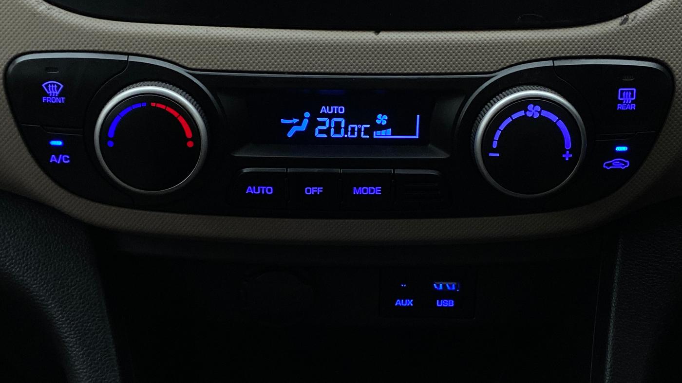 2017 Hyundai Grand i10 ASTA 1.2 KAPPA VTVT, Petrol, Manual, 45,374 km, Automatic Climate Control