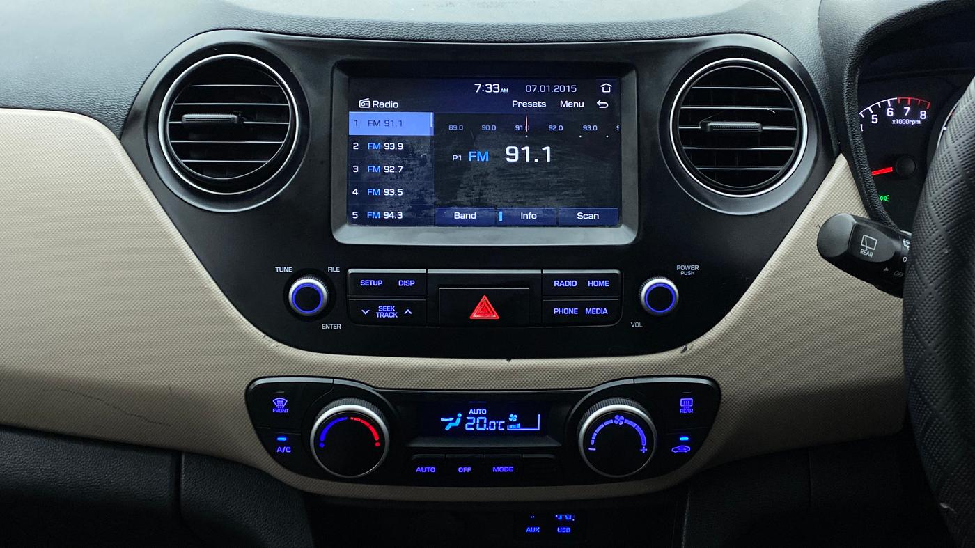 2017 Hyundai Grand i10 ASTA 1.2 KAPPA VTVT, Petrol, Manual, 45,374 km, Air Conditioner