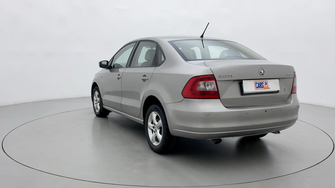 2015 Skoda Rapid 1.5 TDI MT Ambition Plus, Diesel, Manual, 80,074 km, Left Back Diagonal