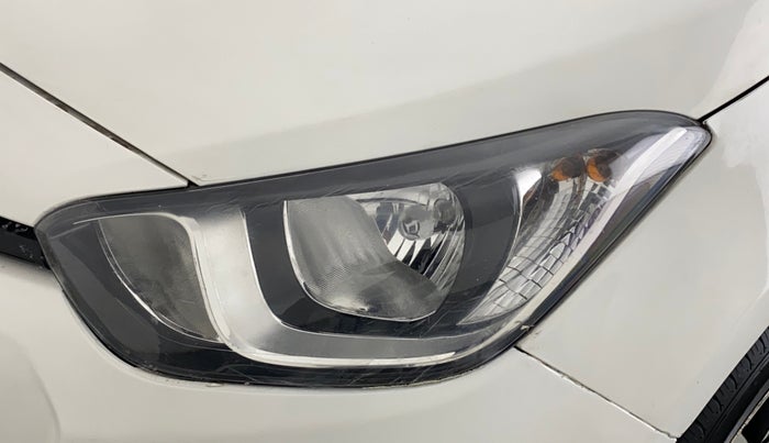 2013 Hyundai i20 MAGNA O 1.2, Petrol, Manual, 58,033 km, Left headlight - Minor scratches