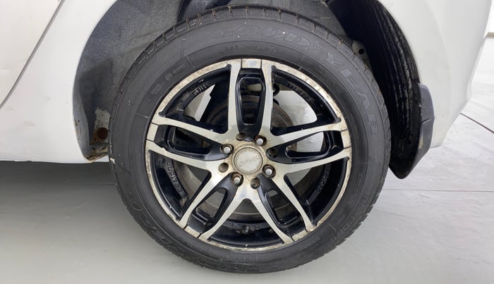 2013 Hyundai i20 MAGNA O 1.2, Petrol, Manual, 58,033 km, Left Rear Wheel