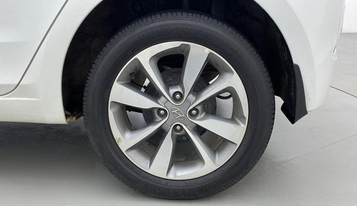 2017 Hyundai Elite i20 ASTA 1.4 CRDI DUAL TONE, Diesel, Manual, 86,644 km, Left Rear Wheel