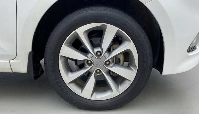 2017 Hyundai Elite i20 ASTA 1.4 CRDI DUAL TONE, Diesel, Manual, 86,644 km, Right Front Wheel