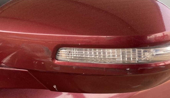 2015 Maruti Swift Dzire VXI, Petrol, Manual, 85,865 km, Left rear-view mirror - Indicator light has minor damage
