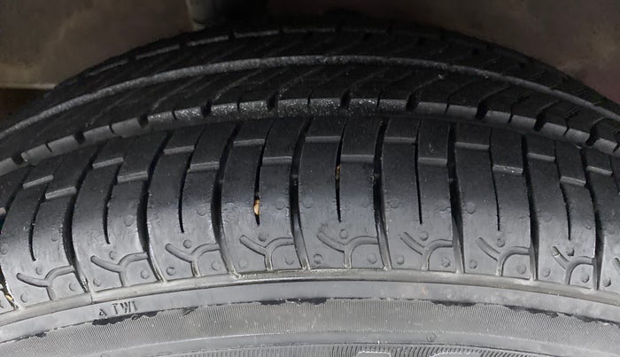 2016 Renault Pulse RX L PETROL, Petrol, Manual, 82,432 km, Right Rear Tyre Tread