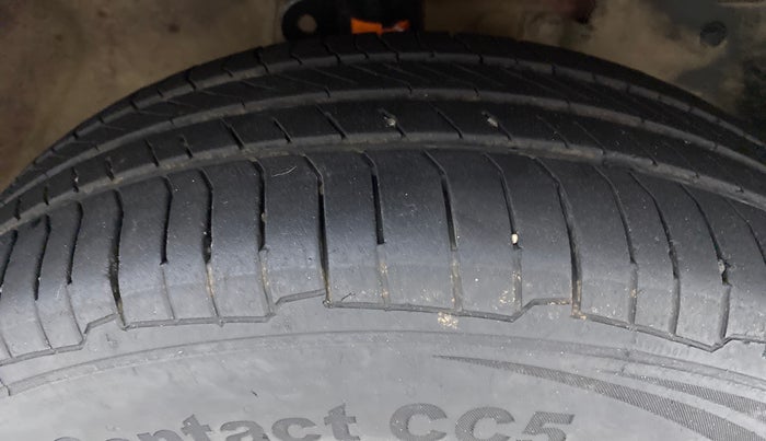 2016 Renault Pulse RX L PETROL, Petrol, Manual, 82,432 km, Right Front Tyre Tread