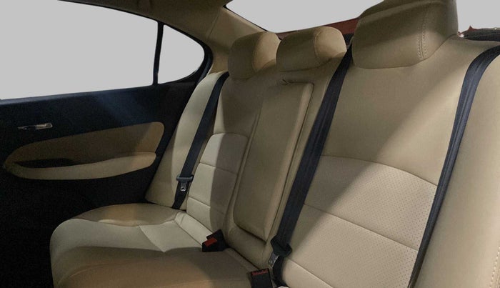 2022 Honda City 1.5L I-VTEC V MT 5TH GEN, Petrol, Manual, 6,794 km, Right Side Rear Door Cabin