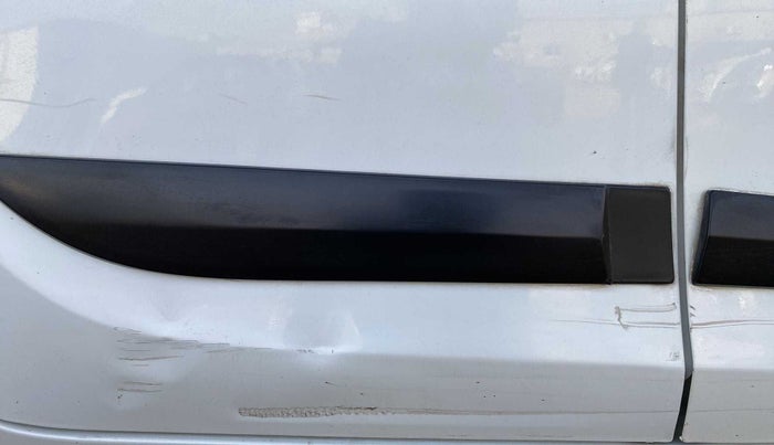 2018 Tata Tiago XT PETROL, Petrol, Manual, 49,464 km, Right rear door - Slightly dented