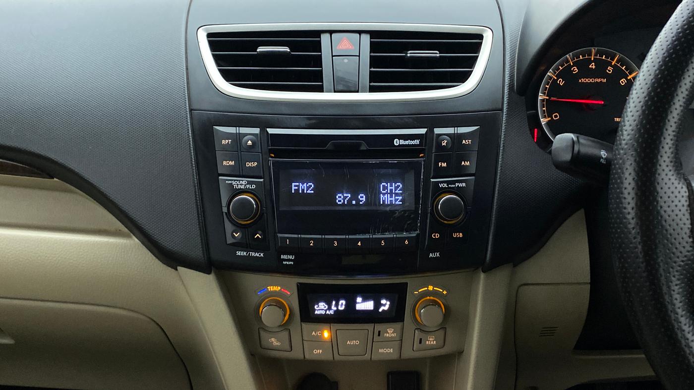 2016 Maruti Swift Dzire ZXI, Petrol, Manual, 41,812 km, Air Conditioner